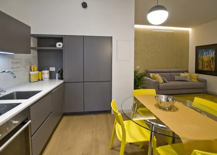 Madeleine - Brera * Milan